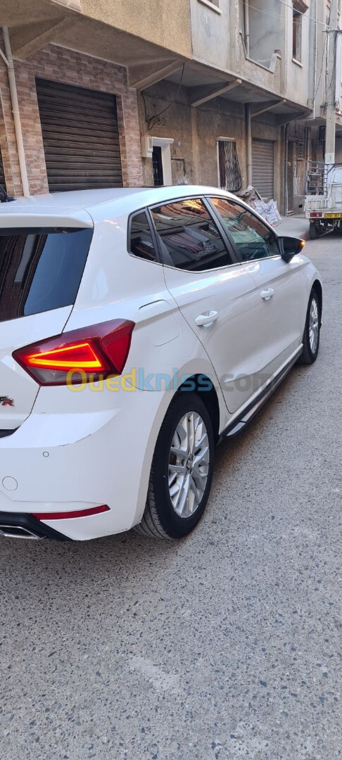 Seat Ibiza 2018 HIGH