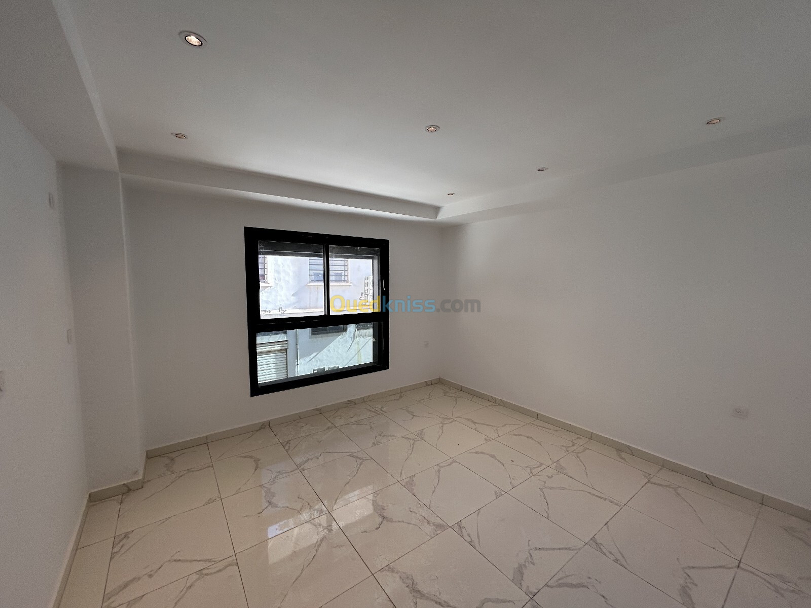 Vente Appartement F4 Oran Bir el djir