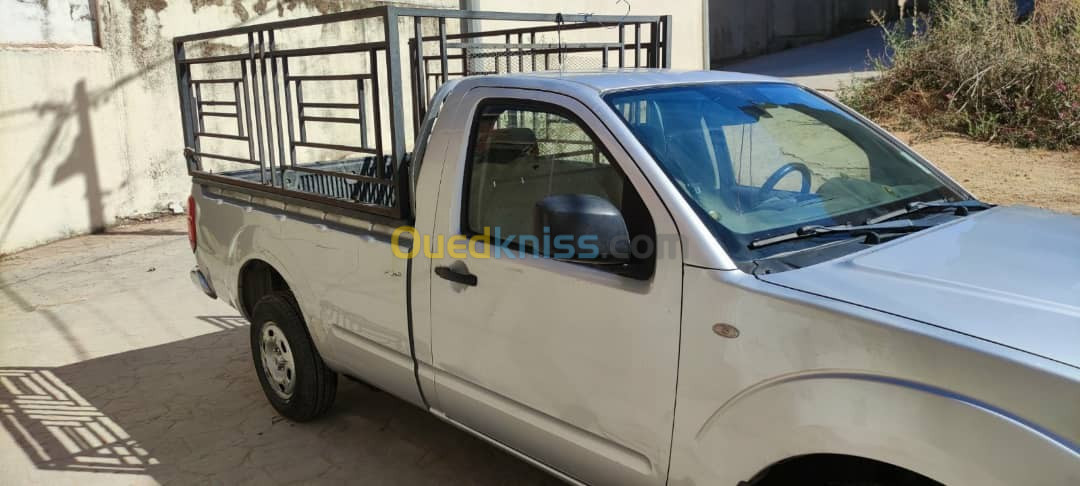 Nissan Navara 2014 Elegance 4x2