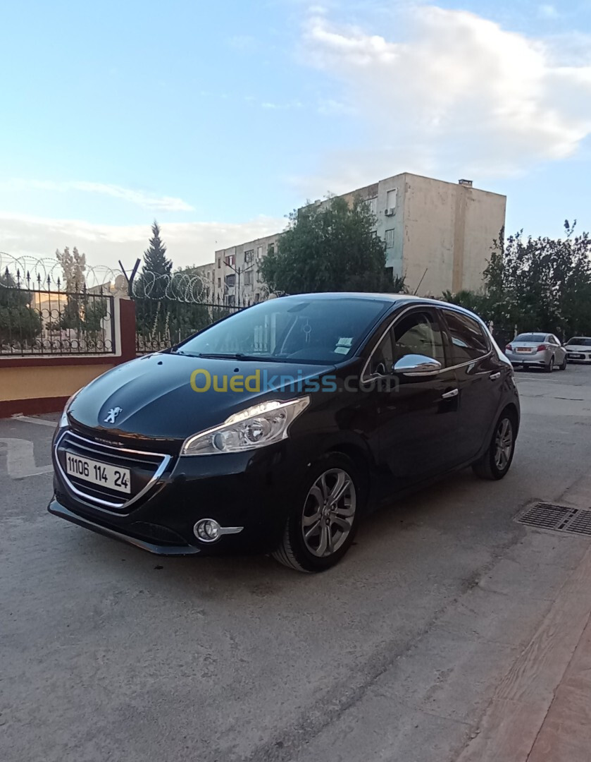 Peugeot 208 2014 Allure