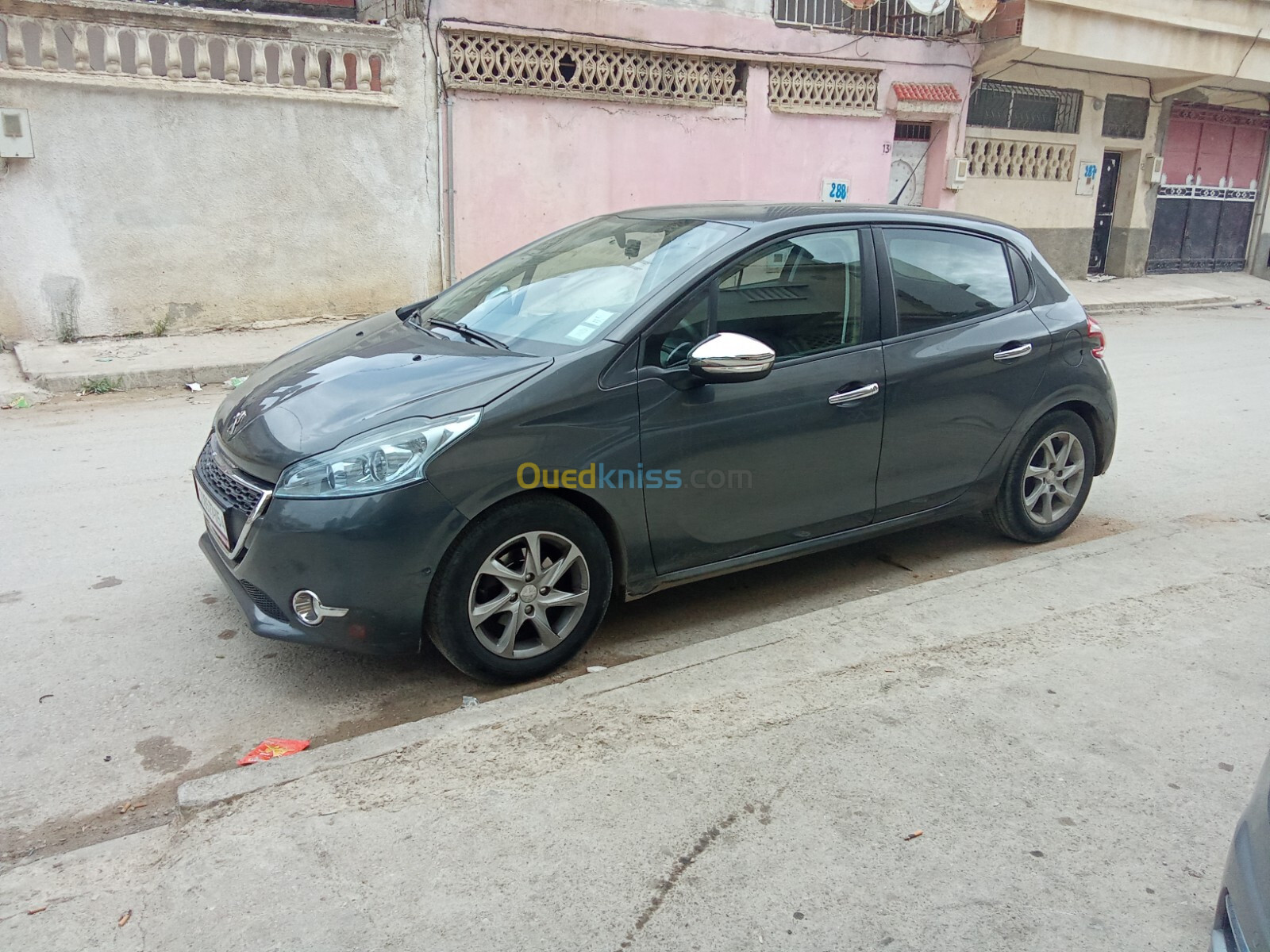 Peugeot 208 2015 Allure