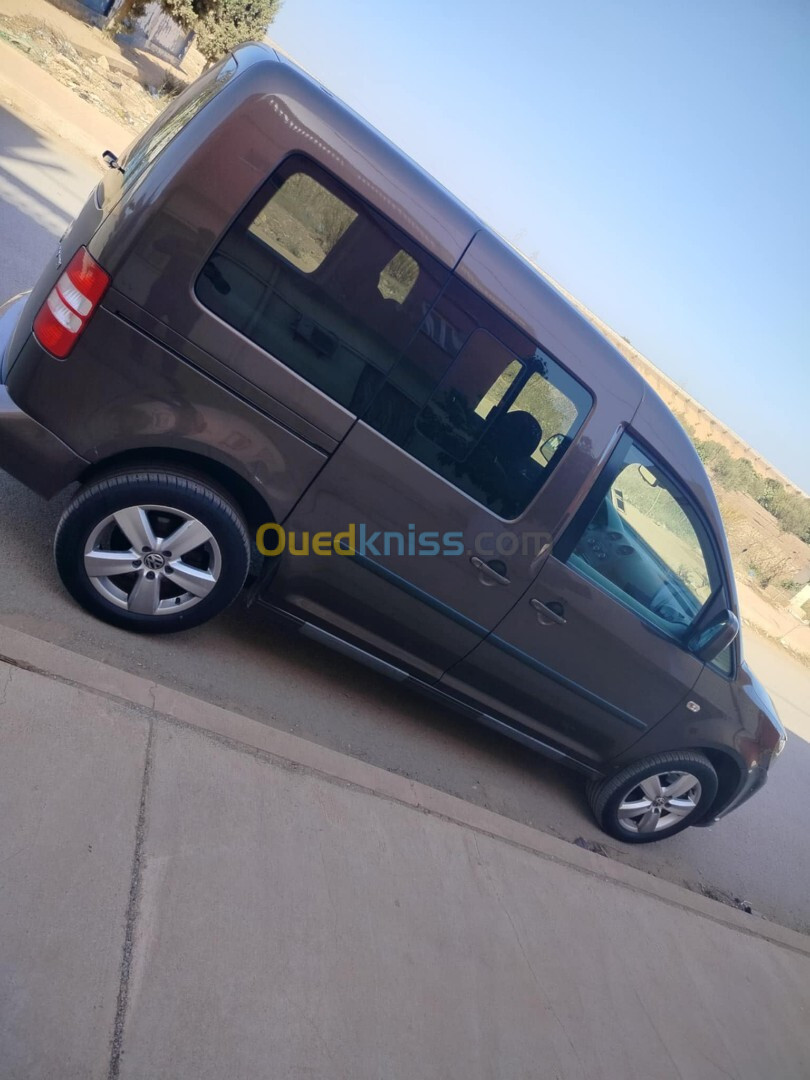 Volkswagen Caddy 2012 