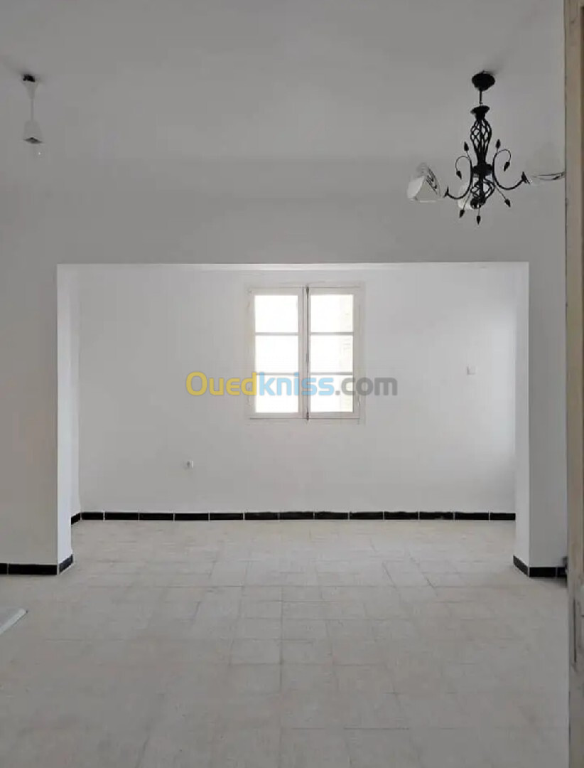 Location Appartement F3 Alger Draria