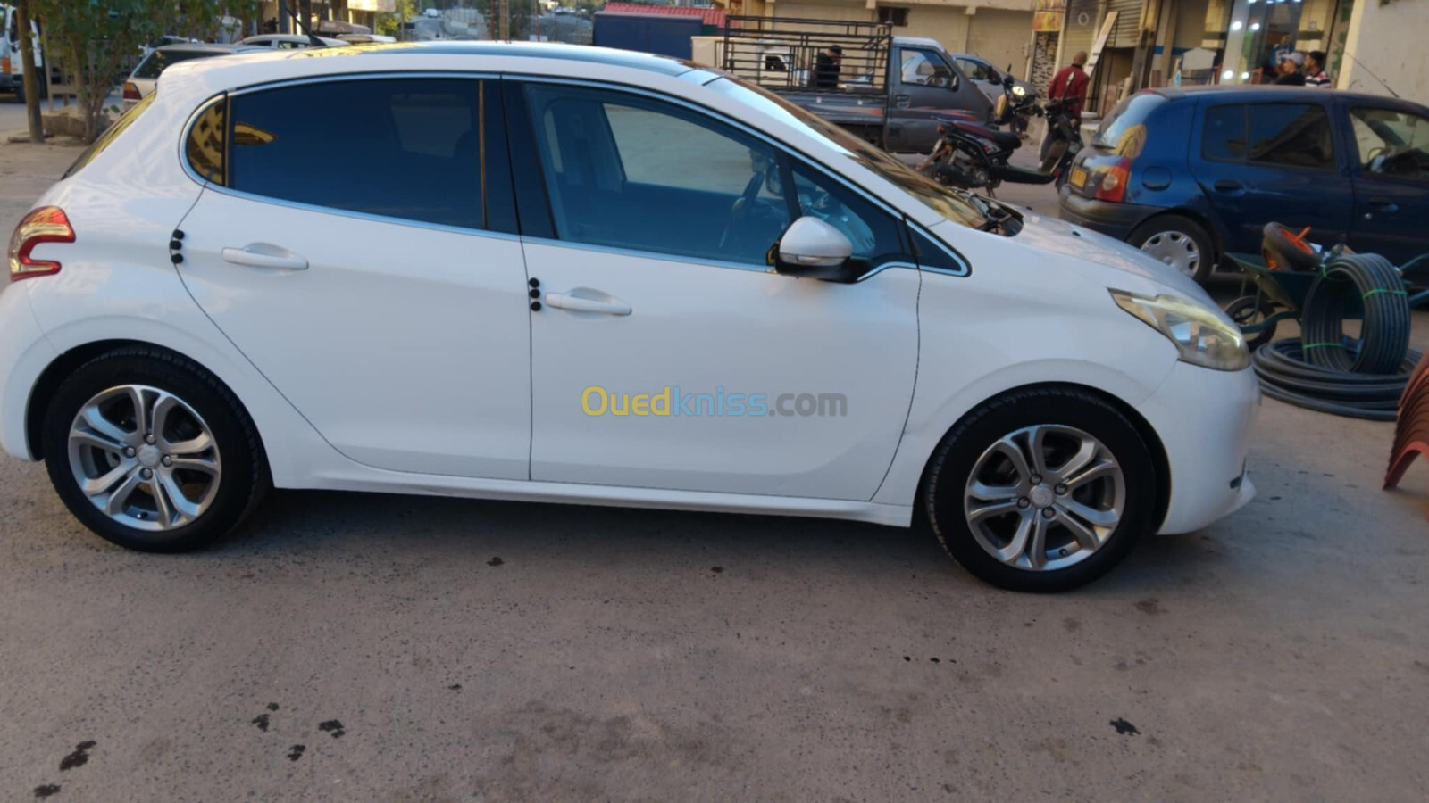 Peugeot 208 2013 Allure