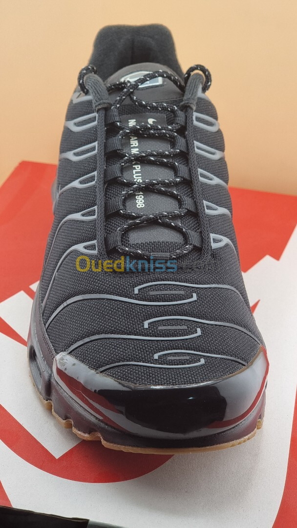 Nike Air Max Plus Black Grey Gum - Ref FV0385-001 Original اصلية Pointure 47 - 30.5 Cm