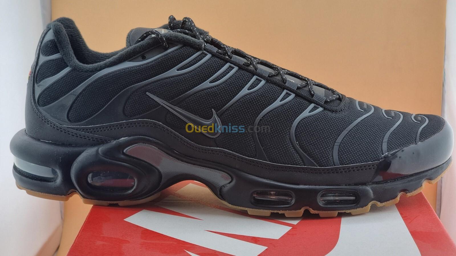 Nike Air Max Plus Black Grey Gum - Ref FV0385-001 Original اصلية Pointure 47 - 30.5 Cm