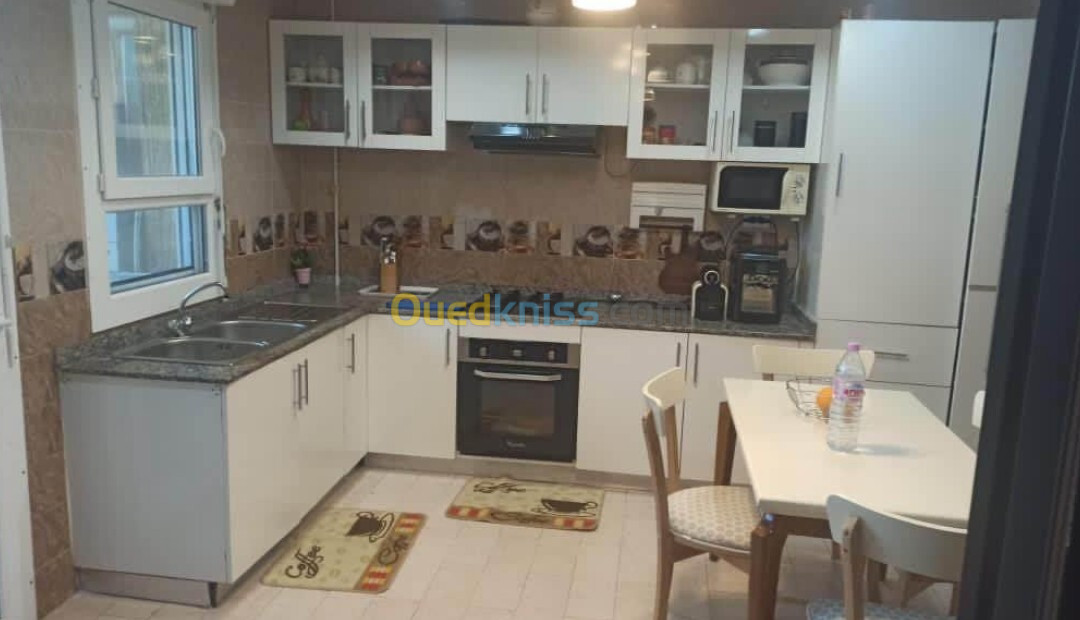 Location Appartement F4 Alger Staoueli