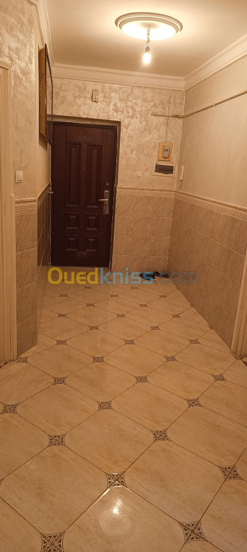 Vente Appartement F3 Chlef Tenes