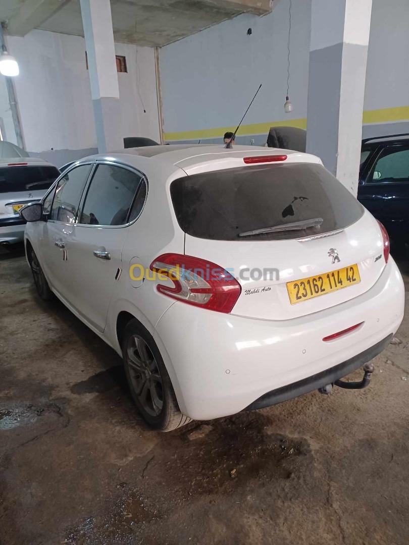 Peugeot 208 2014 208