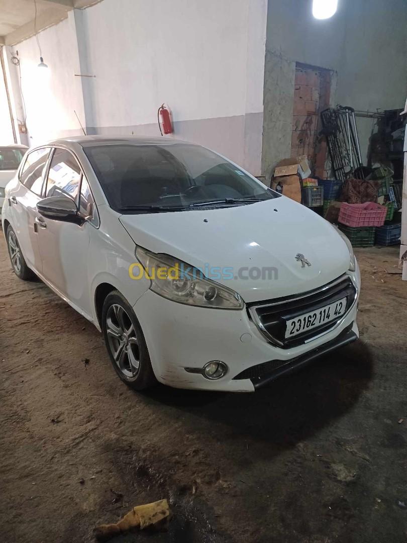 Peugeot 208 2014 208