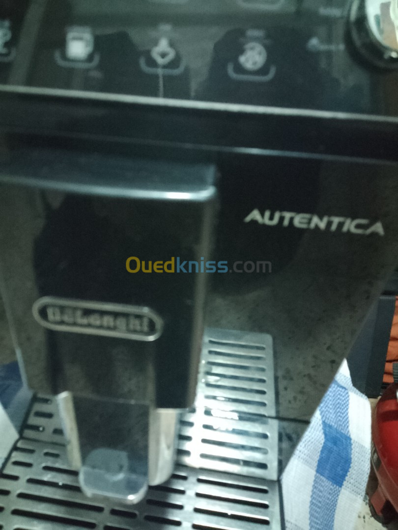 Cafetière Delonghi AUTENTICA 