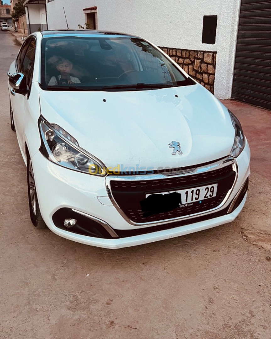 Peugeot 208 2019 