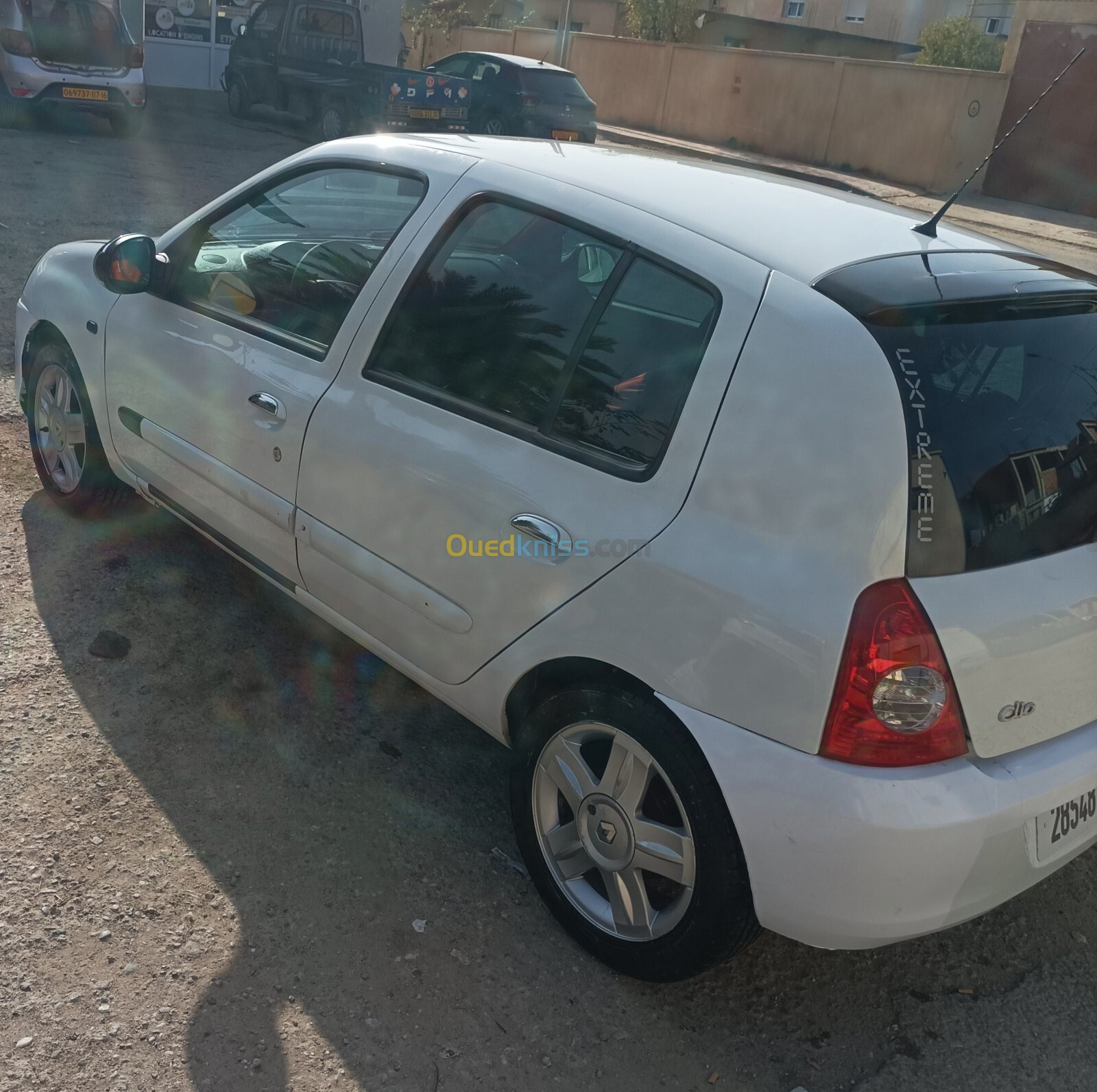 Renault كومبيس 2012 Clio 2