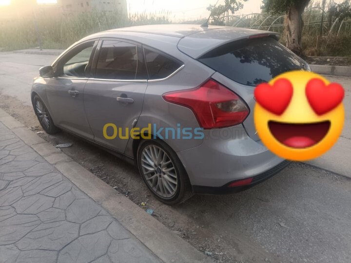 Ford Focus 5 portes 2012 