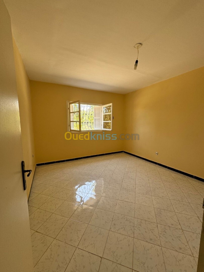 Location Appartement F3 Alger Bouzareah