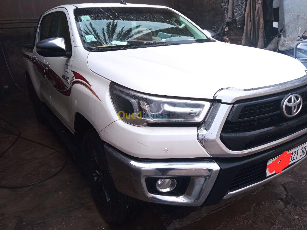 Toyota Hilux 2021 LEGEND DC 4x4 Pack Luxe