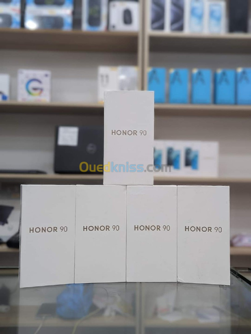 Honor 90