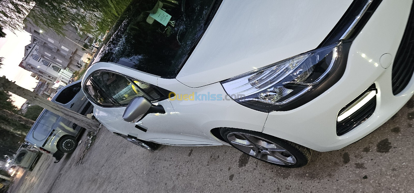 Renault Clio 4 2015 GT Line +