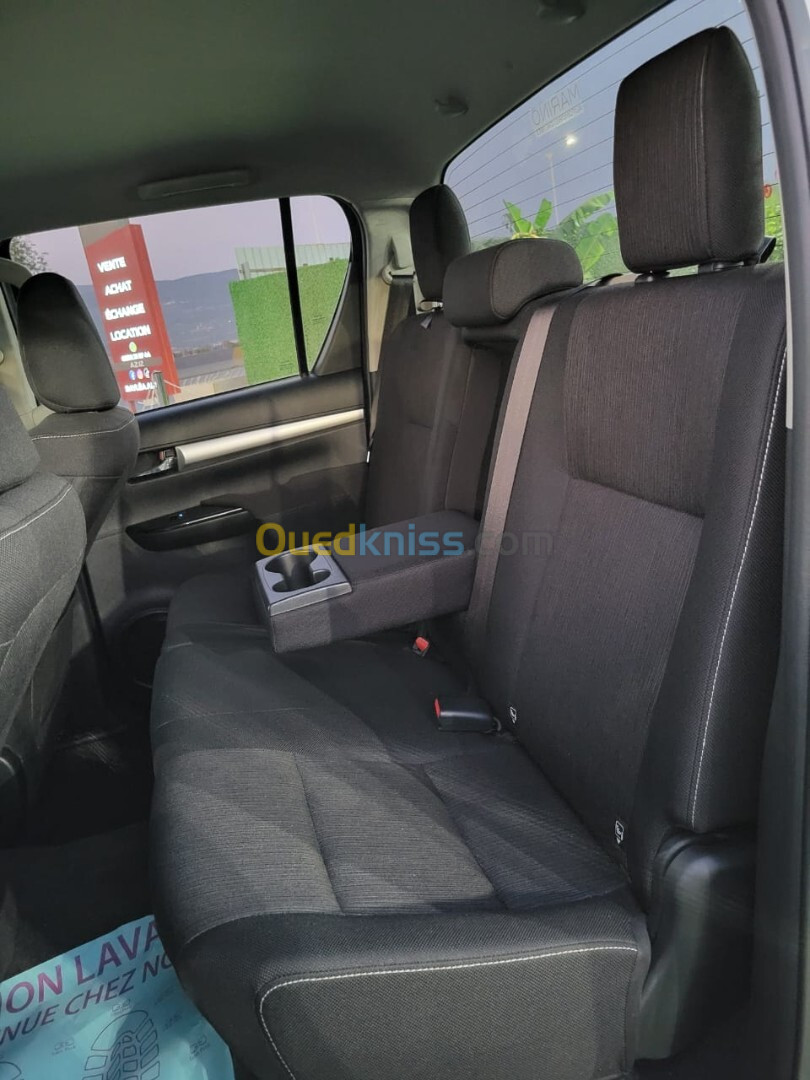 Toyota Hilux 2017 LEGEND DC 4x4 Pack Luxe