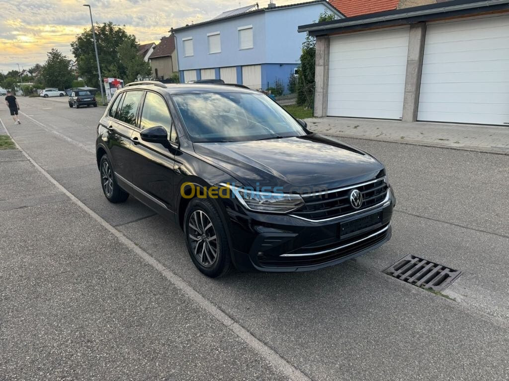 Volkswagen Tiguan 2023 Life