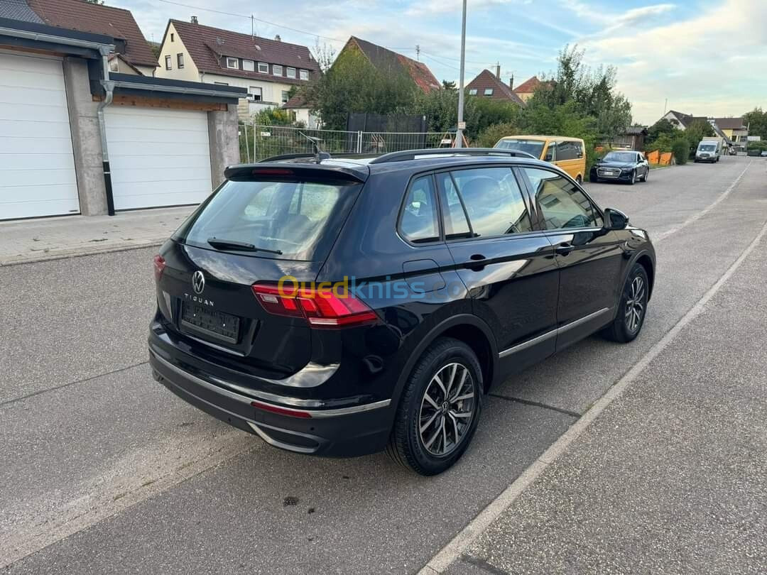 Volkswagen Tiguan 2023 Life