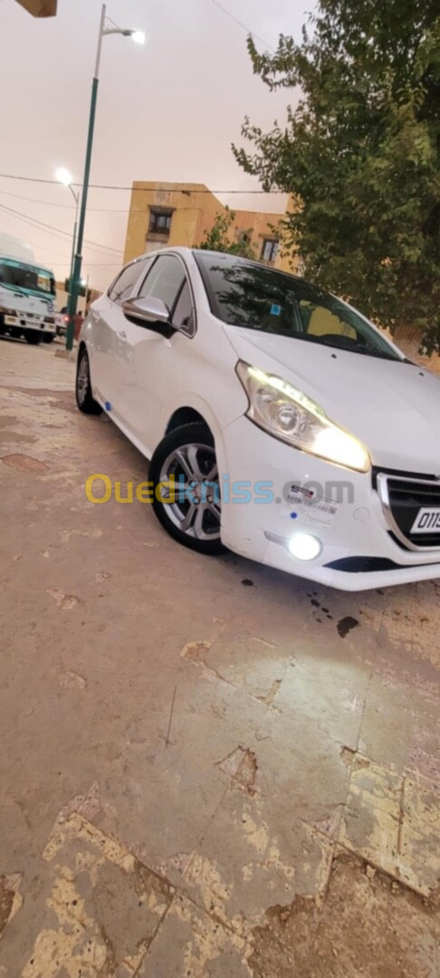 Peugeot 208 2014 Allure