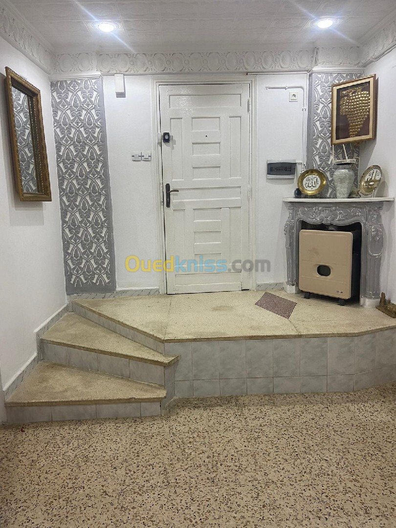 Location Appartement F3 Alger Zeralda