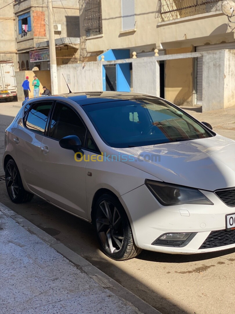 Seat Ibiza 2015 Black Line