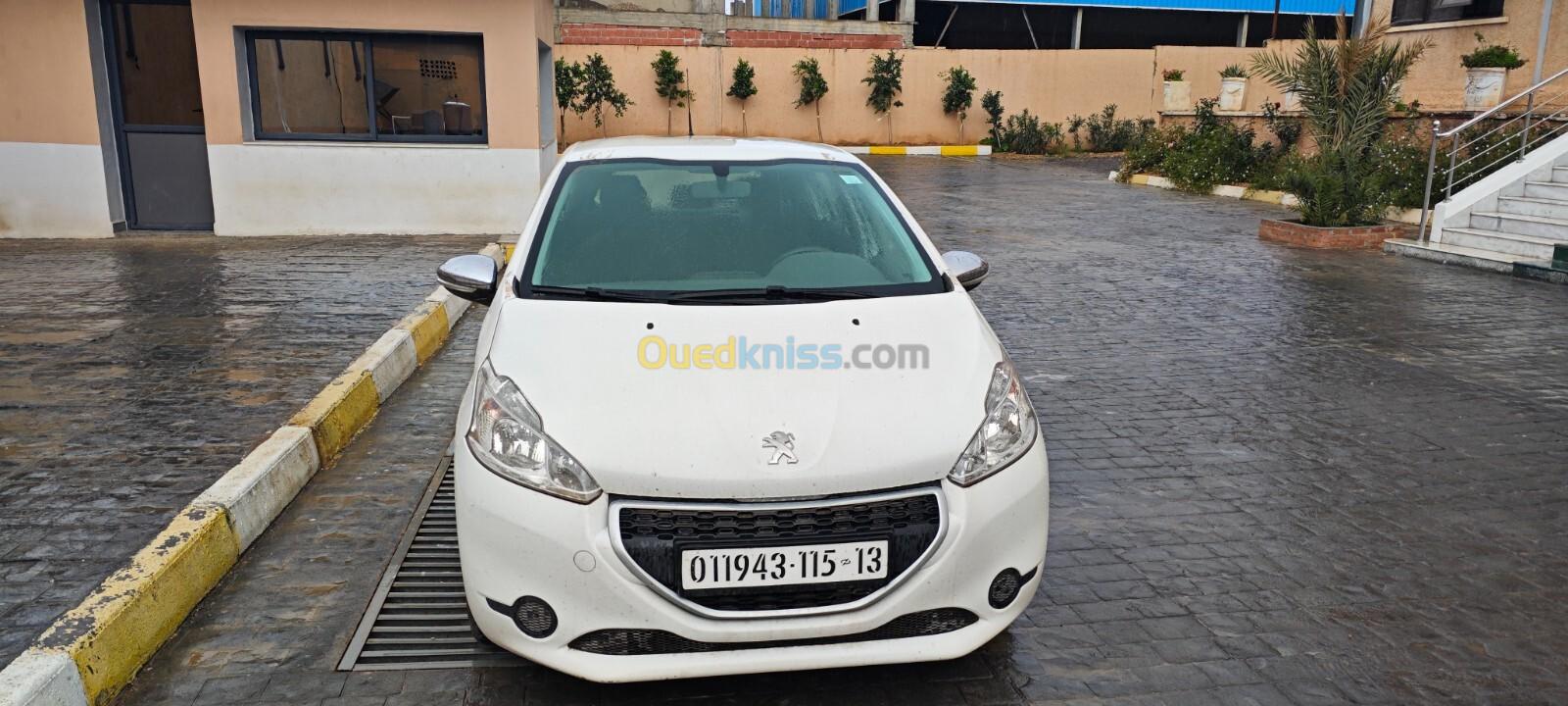 Peugeot 208 2015 208