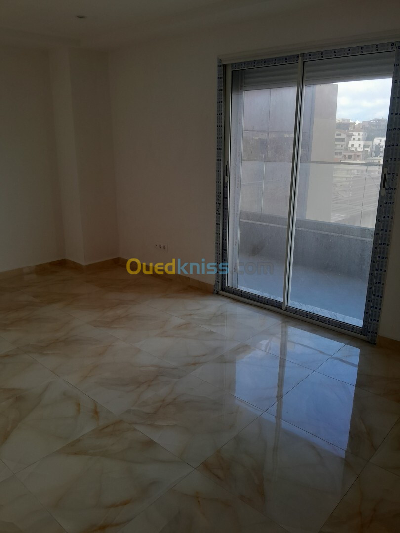 Vente Appartement F4 Alger El achour