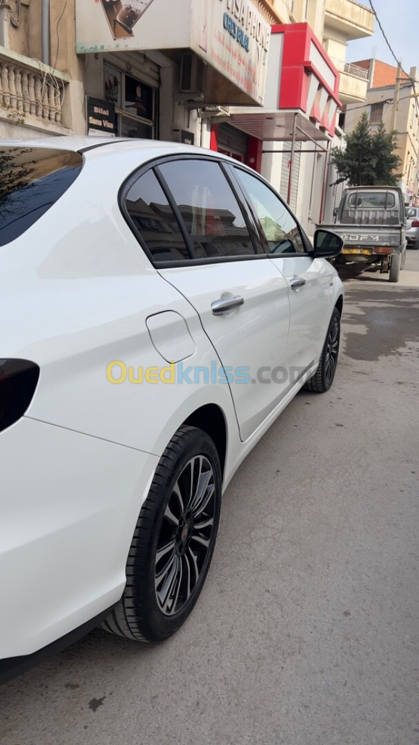 Fiat tipo 2023 