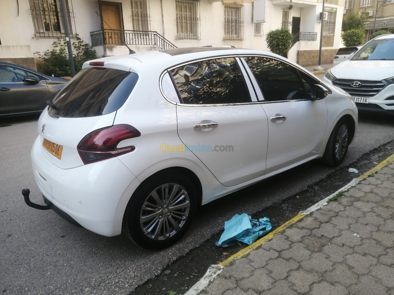 Peugeot 208 2015 Allure Facelift