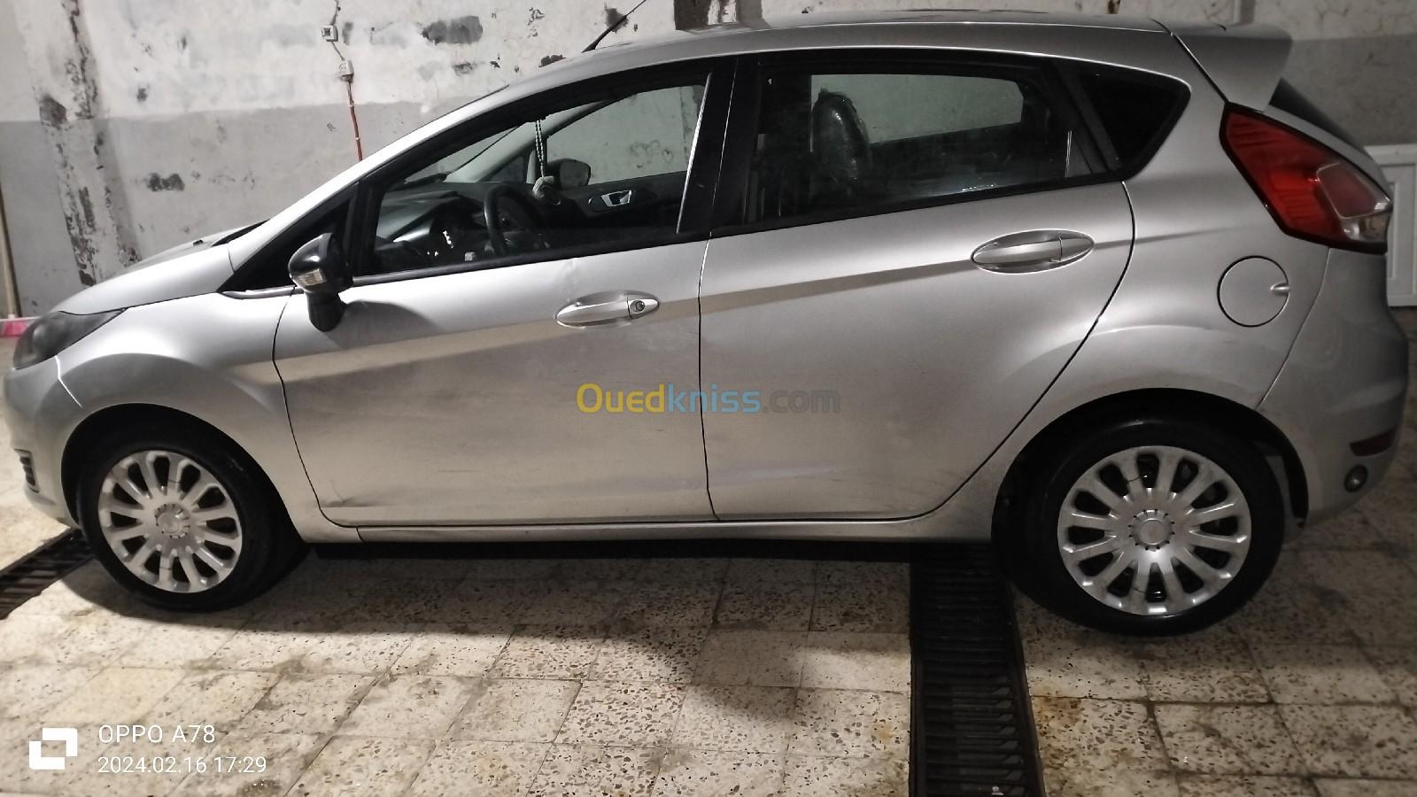 Ford Fiesta 2014 Titanium 