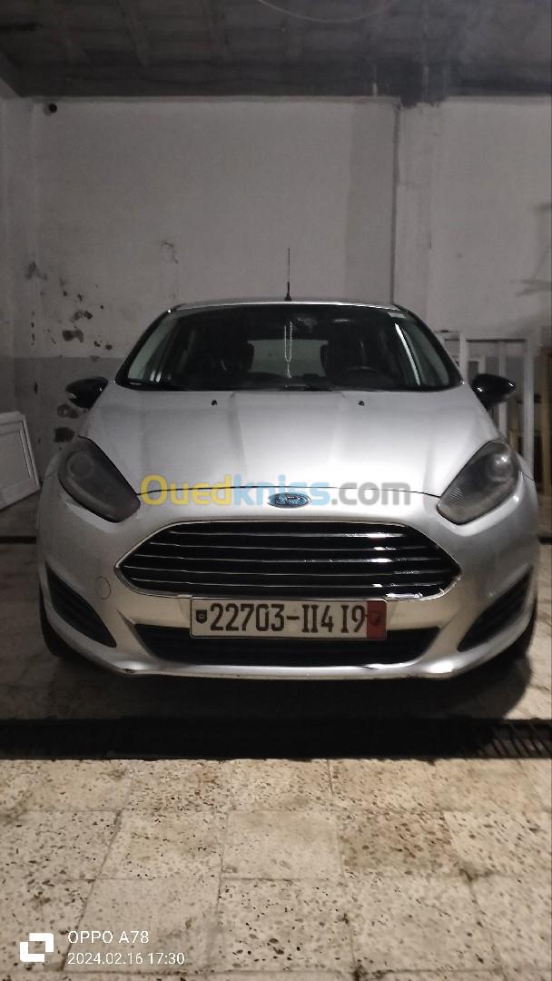 Ford Fiesta 2014 Titanium 