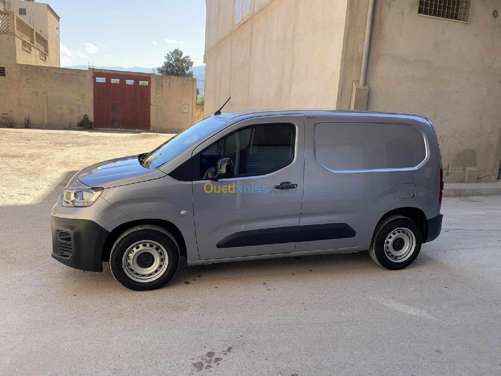 Fiat Doblo 2024 Italy