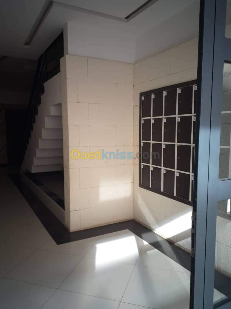 Vente Appartement F3 Oran Bir el djir