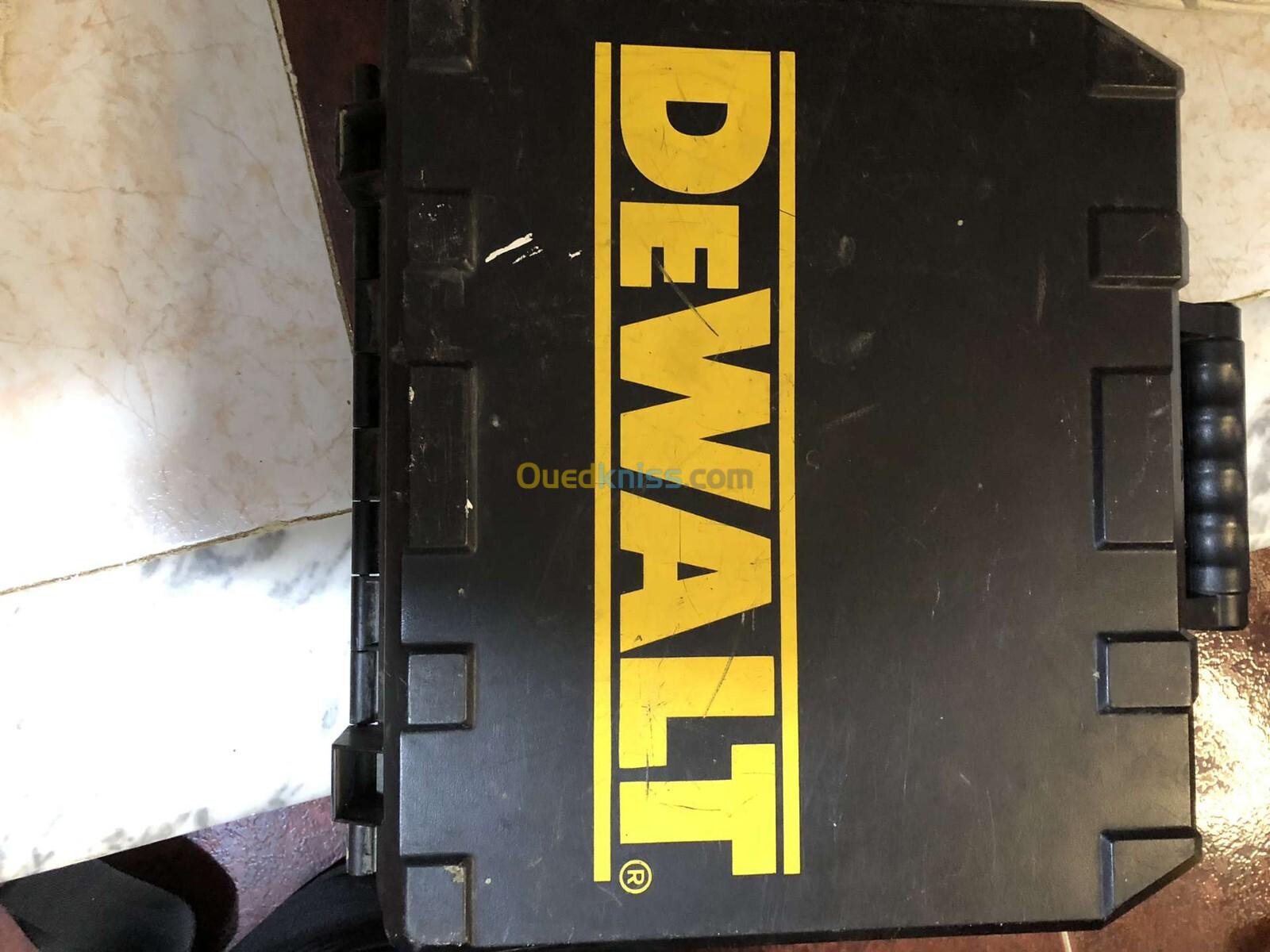 Dewalt