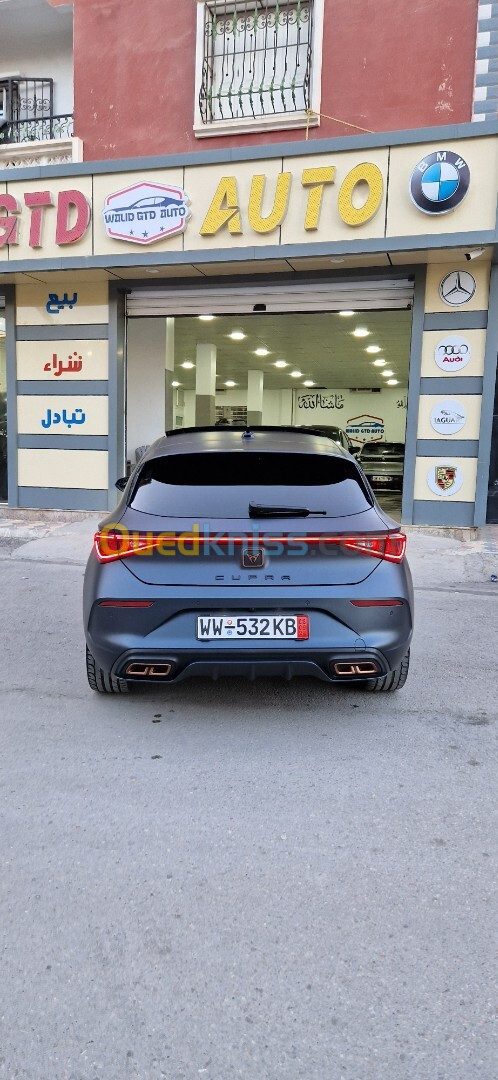 Seat Leon 2021 Cupra R