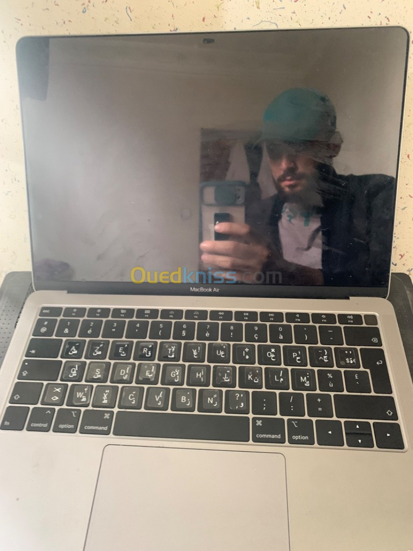 Mac book air 2019 icloud clean 