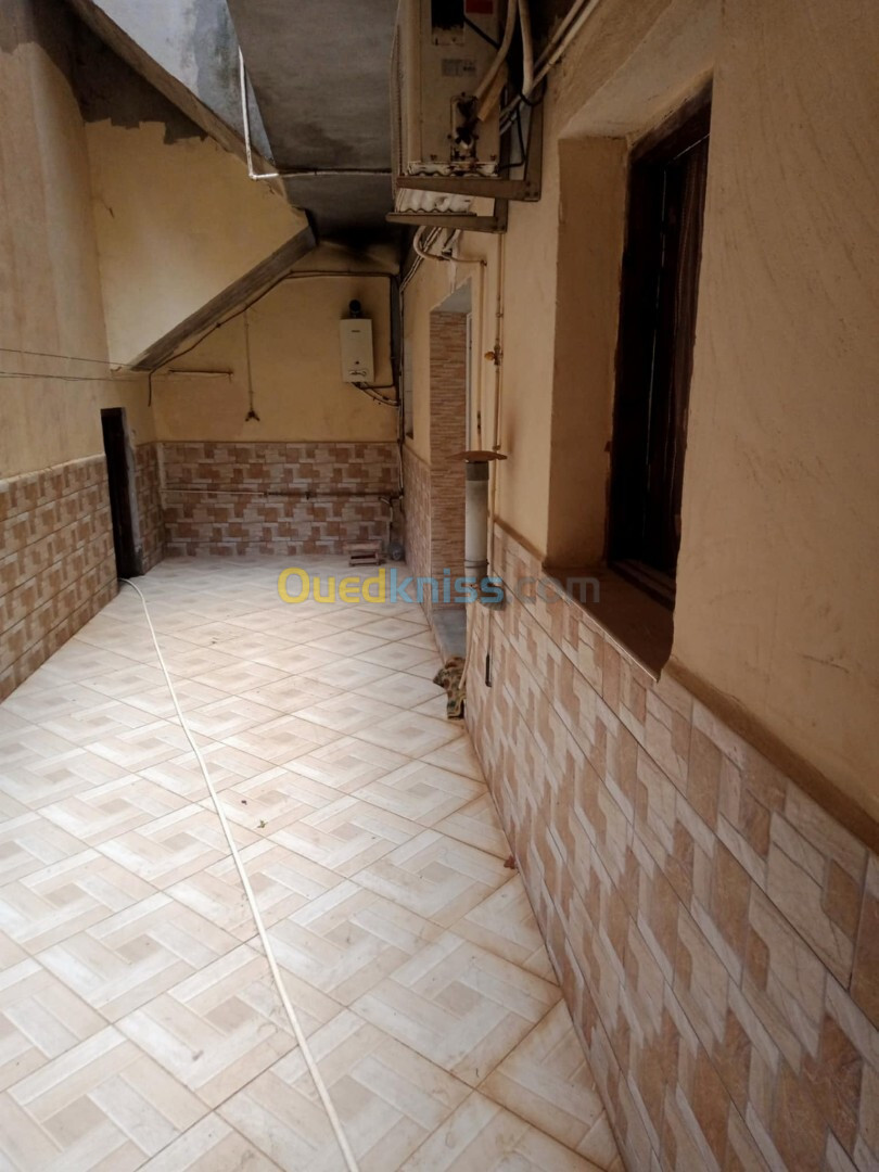 Location Appartement F1 Alger Les eucalyptus