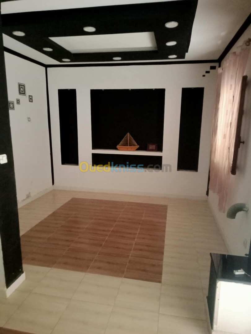 Location Appartement F1 Alger Les eucalyptus