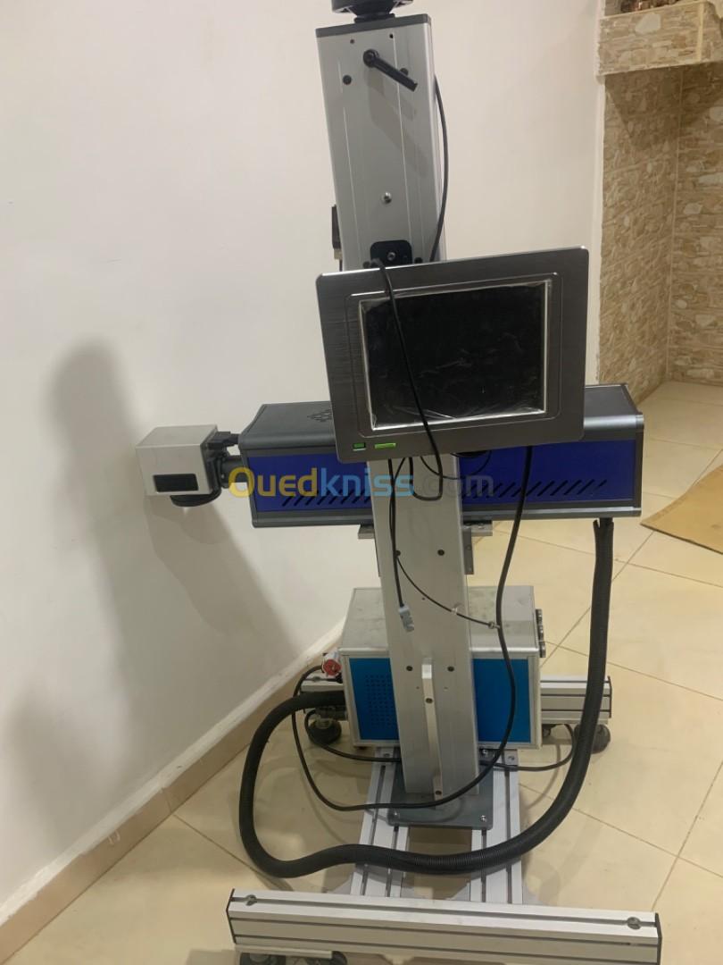 Dateur laser machine