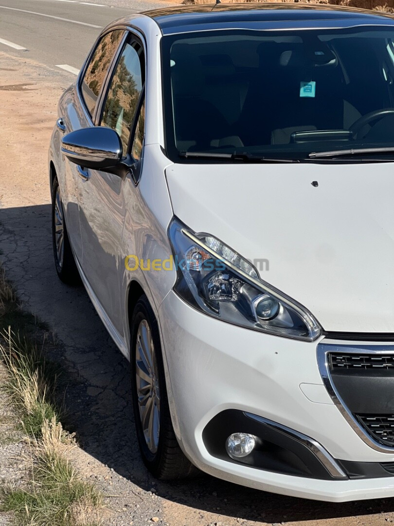 Peugeot 208 2019 Allure Facelift