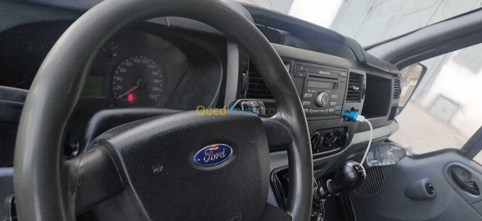 ford transit fourgan 2015