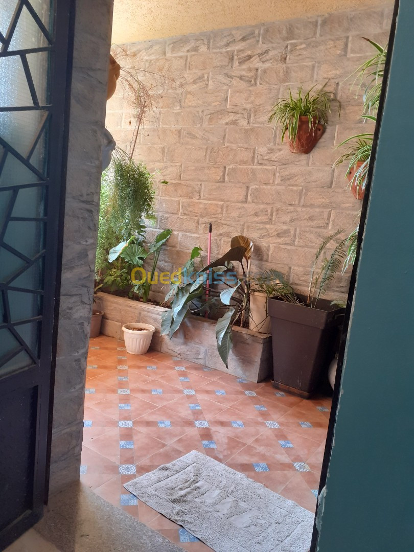 Location Appartement F2 Mostaganem Mostaganem