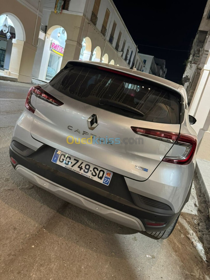 Renault Captur 2022 Liberty