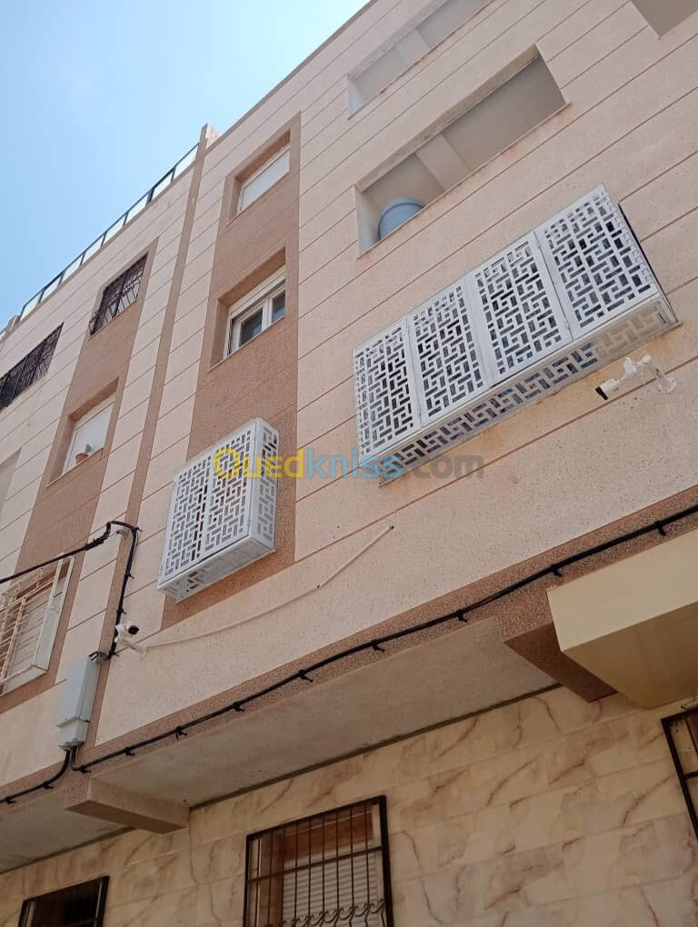 Vente Appartement F4 Alger Bordj el bahri