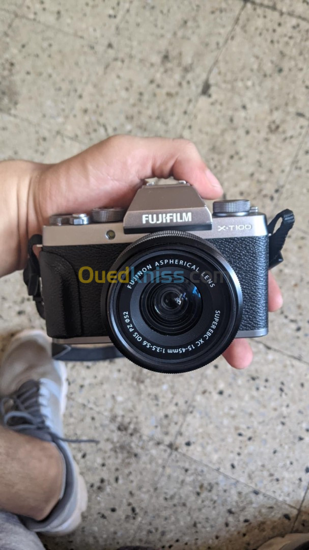 Fujifilm x-t100