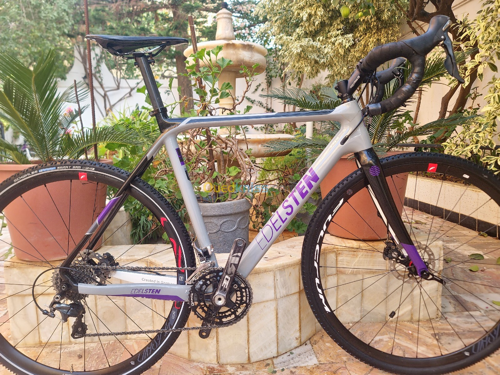 Vélo GRAVEL edelsten 