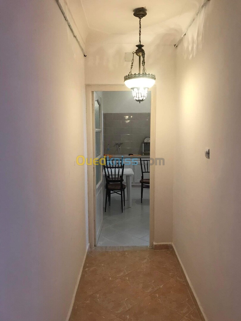 Location vacances Appartement F3 Mostaganem Mostaganem